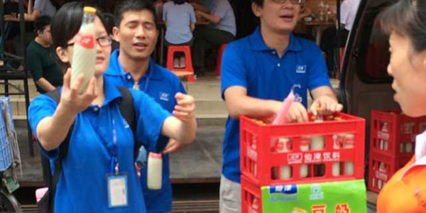 如意手机平台_如意（中国）豆奶集体“送奶”行动